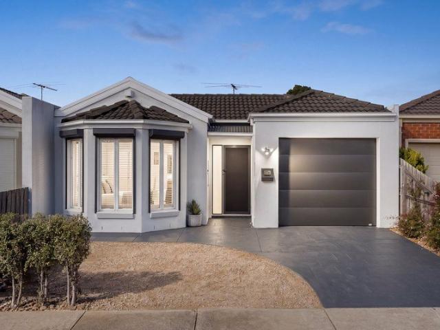 Spacious, Stylish & Move In Ready in the Heart of Sydenham