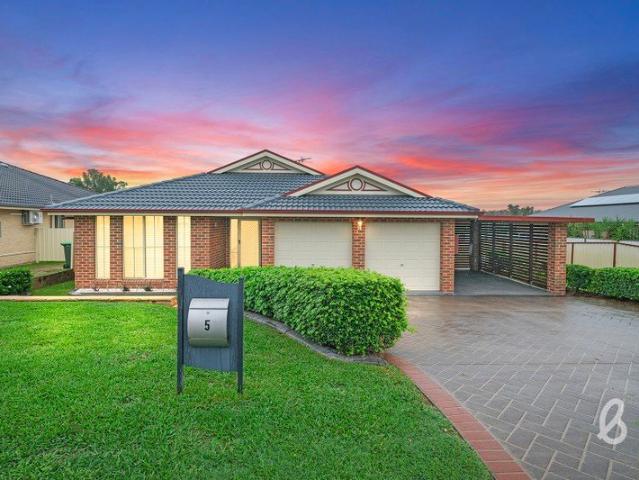 Spacious, stylish and move in ready