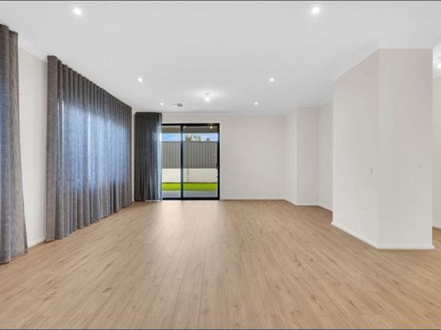 Spacious, Stylish and Perfectly Positioned