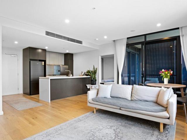Spacious & Stylish Apartment Positioned on Top Floor of Tallawong Metro & Village!