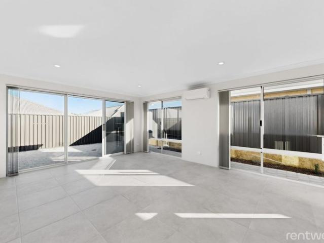 SPACIOUS, STYLISH & BRAND NEW