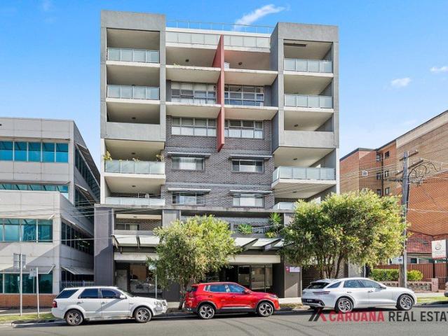 Spacious, Stylish & Central Executive Entertainer