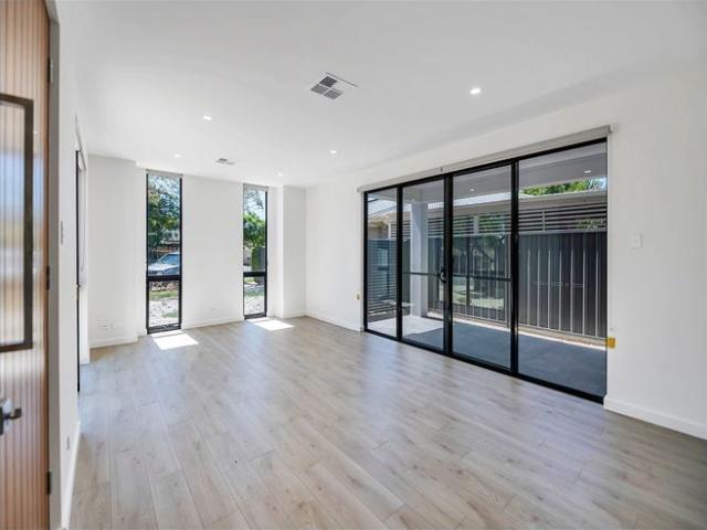 Spacious, Stylish & Conveniently Located