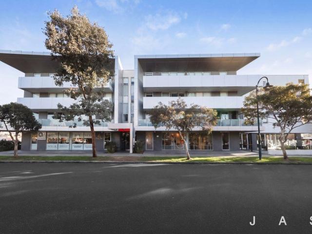 Spacious, Stylish & Conveniently Located