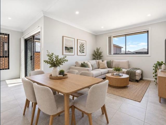 SPACIOUS, STYLISH & DESIGNED FOR FAMILY LIVING!