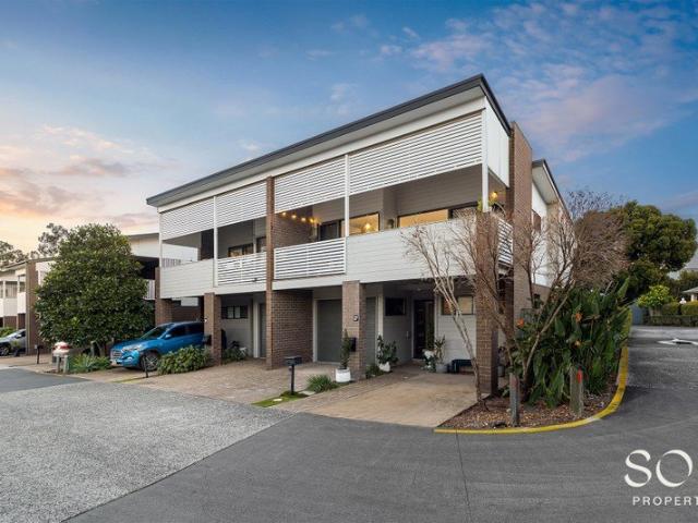 Spacious, Stylish & Exceptionally Convenient Carseldine Living