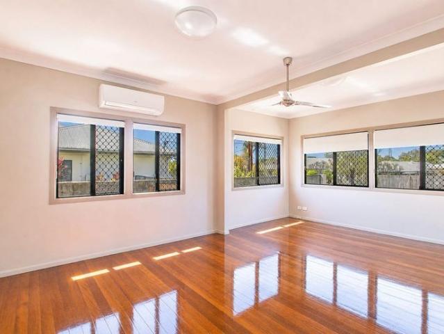 Spacious & Stylish Family Home in Wulguru