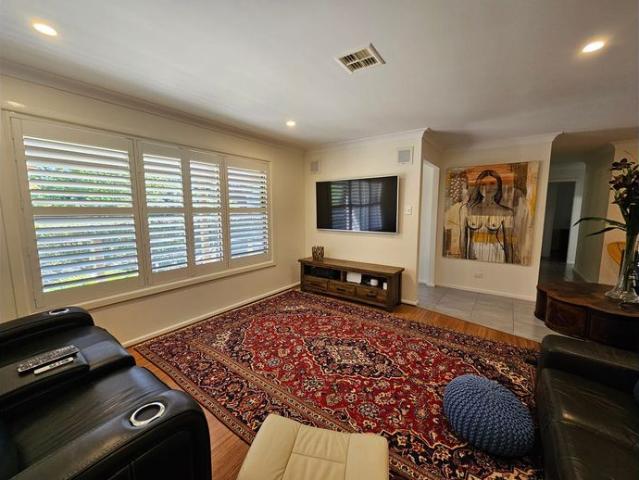 Spacious & Stylish Family Home