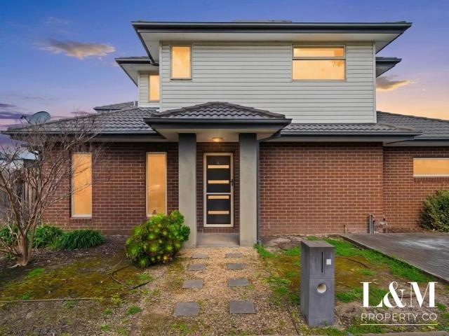 Spacious & Stylish Family Living in a Convenient Location