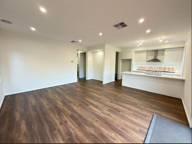Spacious & Stylish Family Living in Mernda