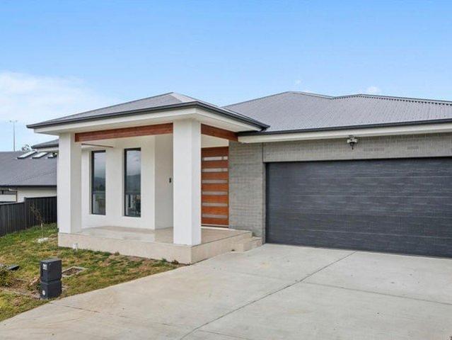 Spacious & Stylish Family Living in the Heart of Googong