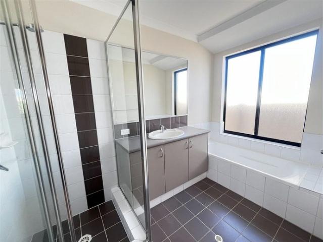 Spacious, Stylish & Family Ready!