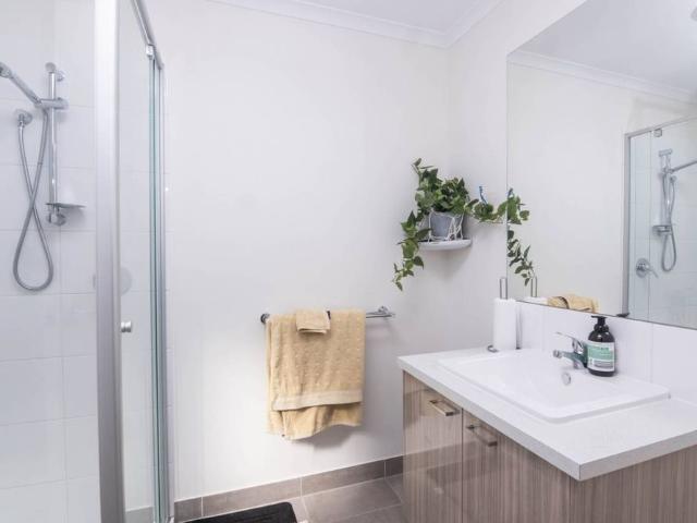Spacious, Stylish & Feature Packed Family Home in Prime Shepparton Location!