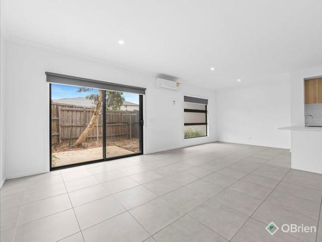 Spacious & Stylish Four Bedroom Townhouse with Study and Modern Comforts