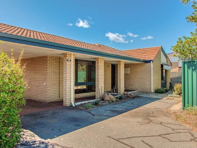 Spacious, Stylish & Perfectly Positioned in Peaceful Ferndale