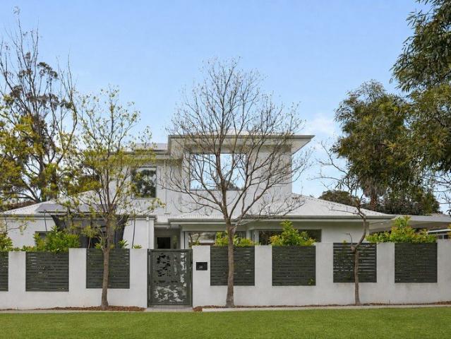 Spacious, Stylish & Perfectly Positioned