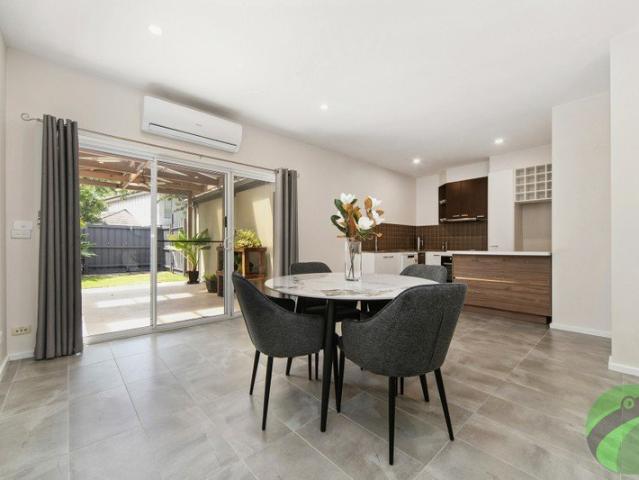 Spacious, Stylish & Positioned Beachside