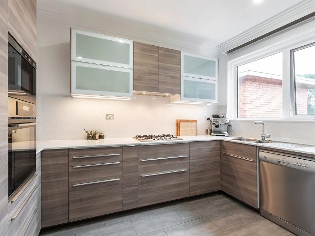 Spacious, Stylish & Superb Caulfield North Living