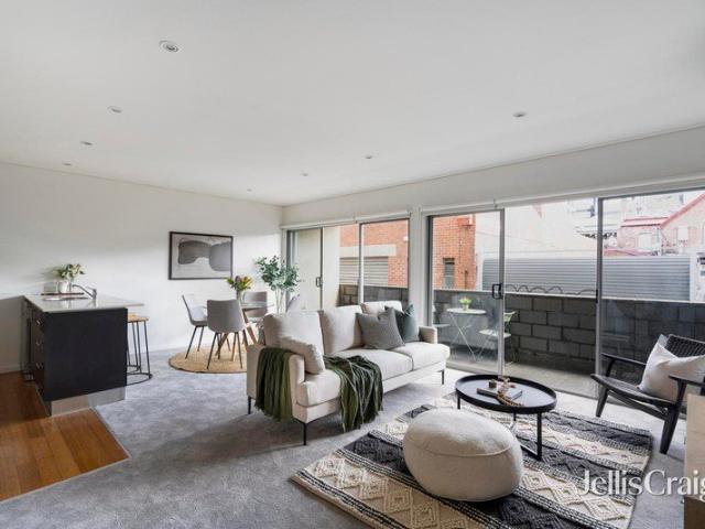 Spacious, Stylish & Superb Location