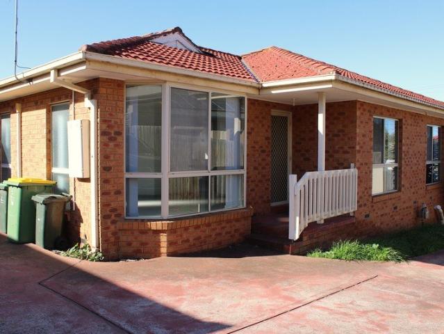 Spacious, Stylish & Superbly Located