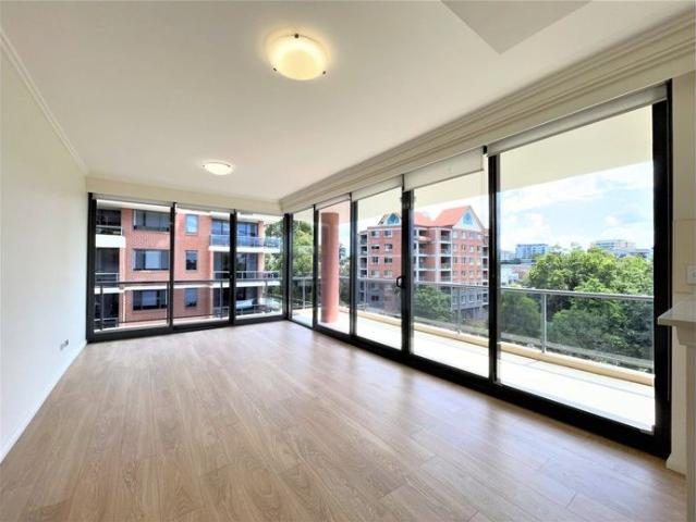 Spacious, Stylish & Superbly Positioned at central of Waitara