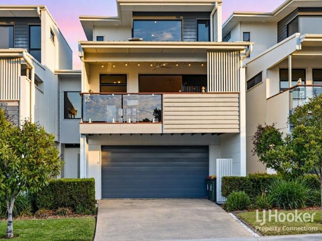 SPACIOUS, STYLISH & SECURE NORTH LAKES LIVING