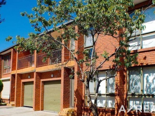 Spacious & Stylish Townhouse in a Prime Location