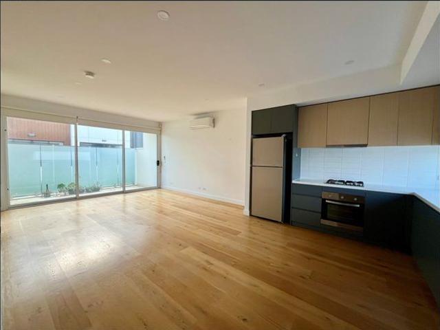 Spacious & Stylish Townhouse in an Unbeatable Niddrie Location