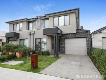 Spacious & Stylish Townhouse in Prime Maidstone Location