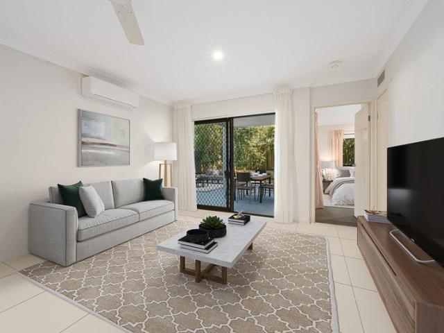 SPACIOUS, STYLISH WALK TO EVERYTHING