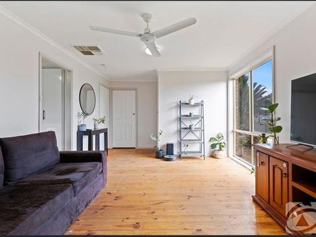 Spacious & Stylish 3 Bedroom Family Home with Great Outdoor Living!