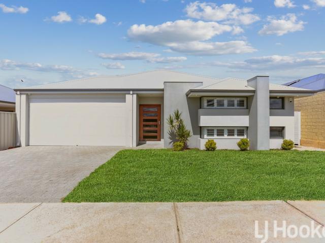 Spacious & Stylish 5 Bedroom Family Home with Multiple Living Areas