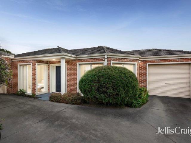 Spacious & sun filled living in a boutique setting