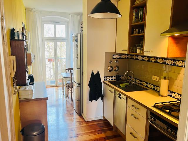 Spacious & Sun Filled 2 Storey Apartment in Berlin Mitte