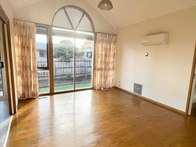 Spacious Sun filled 3 bedroom unit