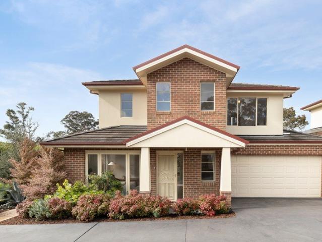 Spacious, sunlit living
