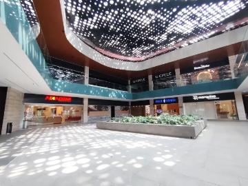 SPACIO COMERCIAL DE 163 M² EN PLAZA RIONA, SAN ANDRÉS CHOLULA