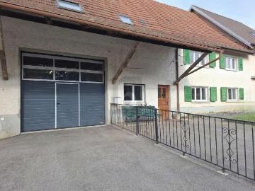 Alle, Bezirk Pruntrut, Jura - Parkplatz