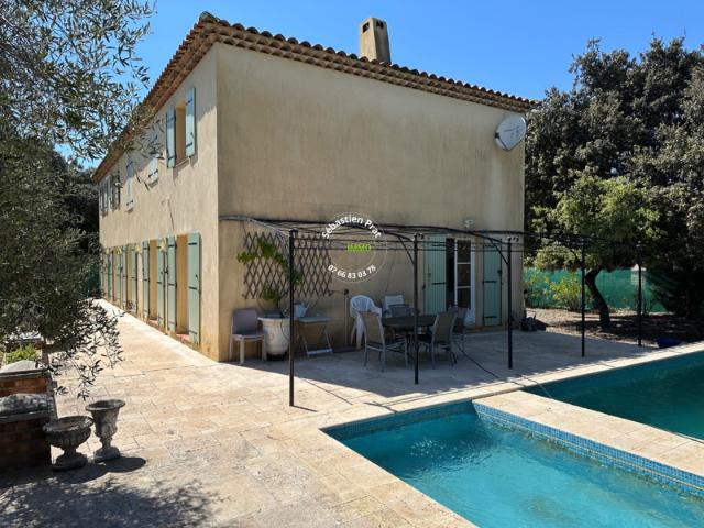 Spacieuse demeure de 9 pièces, 235m²