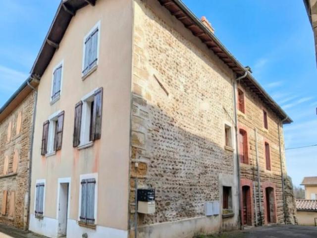 Spacieuse Maison Ancienne de 265 m² au Grand Serre