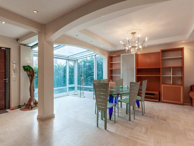 Spacieuse maison de 180 m² à louer à Marnes la Coquette – Idéale pour les familles