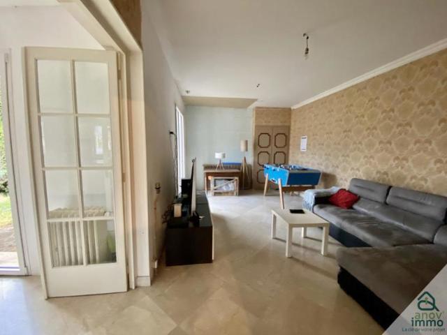Spacieuse Maison de 185 m2 de Plain Pied avec Vue Dominante