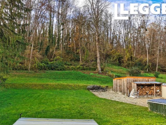 Spacieuse maison de 4/5 chambres avec hébergement pour invités, sauna et jacuzzi, proche Saint Aignan sur Cher