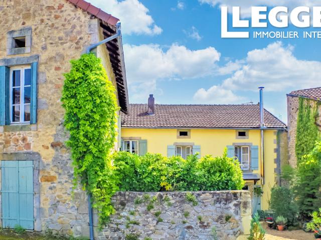 Spacieuse maison en pierre, rénovée, 3 chambres et potentiel pour une deuxième maison