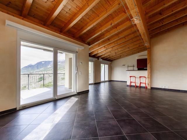 Spacieux 4.5 pièces – appartement avec balcon, Savièse
