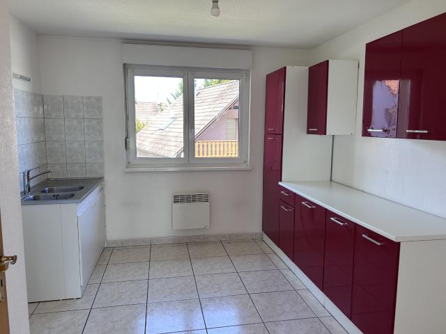 Spacieux 3 pièces de 81,90 m2 avec balcon et garage double dans petite résidence sécurisée