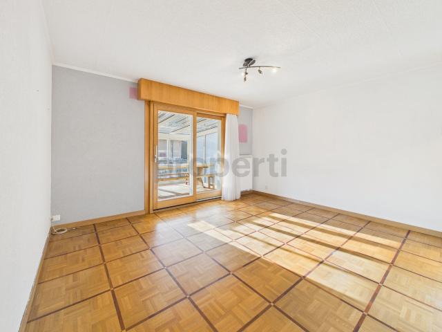 Spacieux 3.5 pièces appartement avec vue dégagée à Vétroz