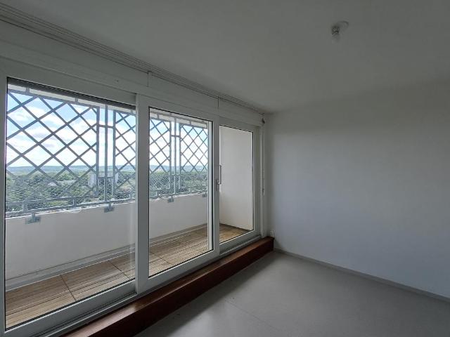 SPACIEUX T3 AVEC ASCENSEUR ET TERRASSE