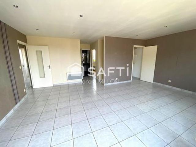 Spacieux T3 avec balcon et vue dégagée