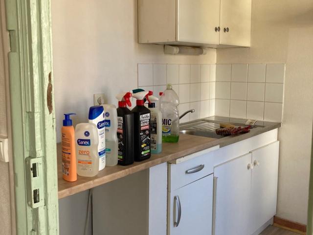 SPACIEUX T3 EN SECOND ETAGE
